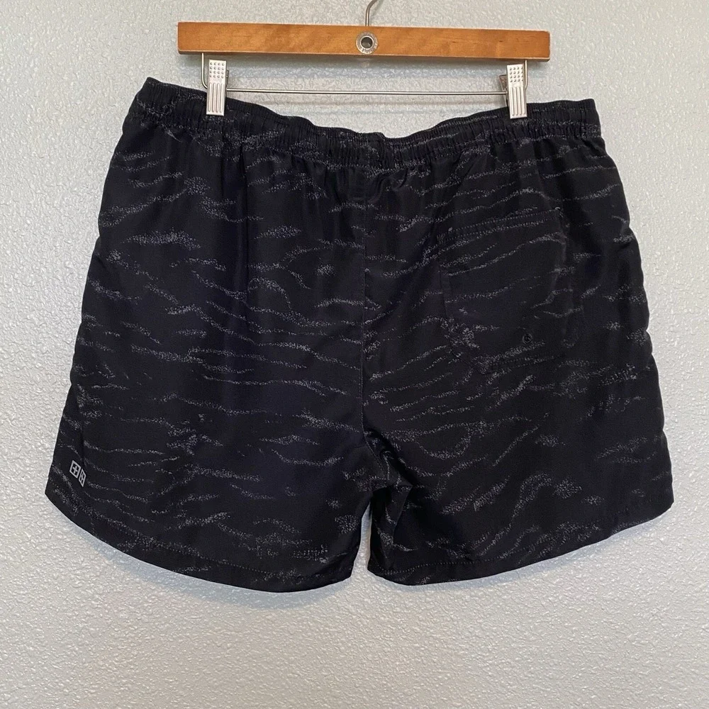 KSUBI Tiger Stripe men's XL Board Shorts Whip Print Mesh Lined Rare‎ HTF Shorts